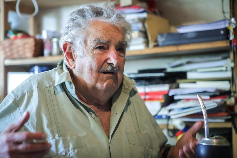 Pepe Mujica dà l’addio alla politica