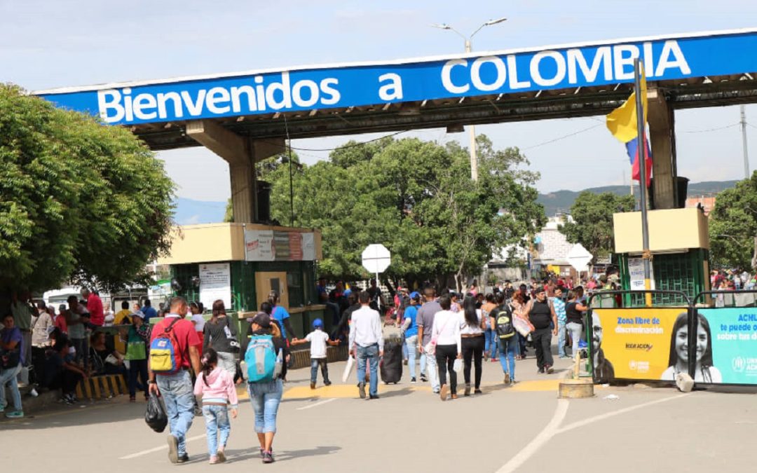 Si normalizzano le relazioni tra Colombia e Venezuela. Il problema dei due milioni e mezzo di migranti