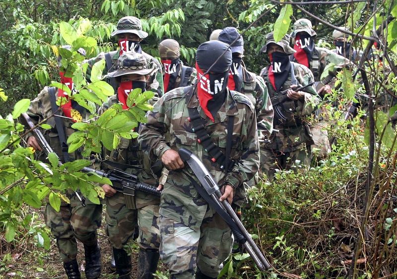 La guerriglia colombiana dell’ELN conferma la ripresa dei colloqui di pace